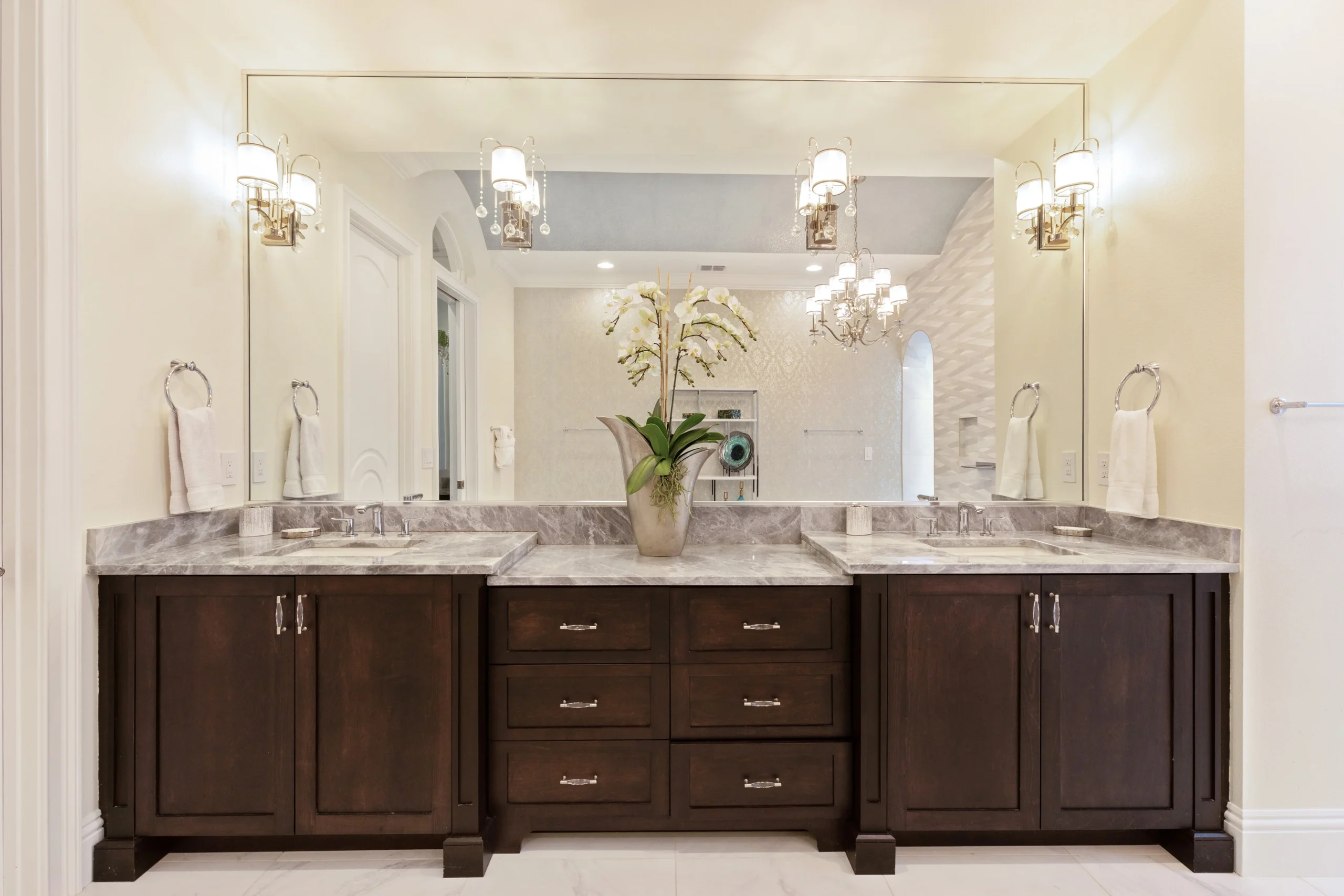 Master Room Bathroom View 2