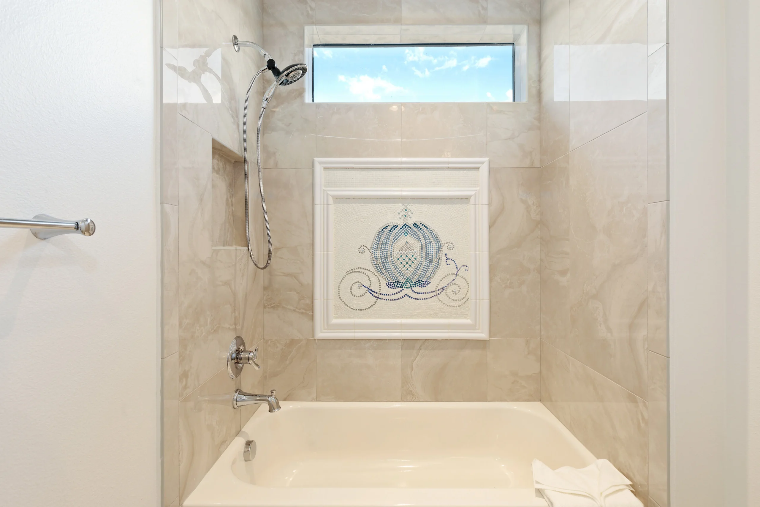 Grand Room Bathroom